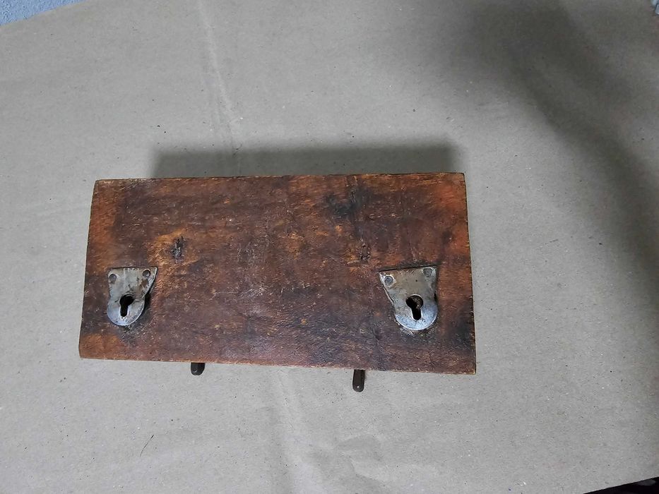 Cabide de parede duplo