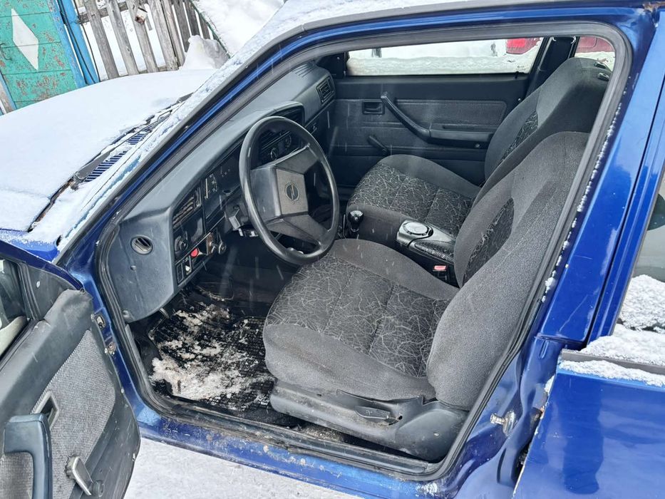 Продам Opel Ascona під ремонт або на запчастини