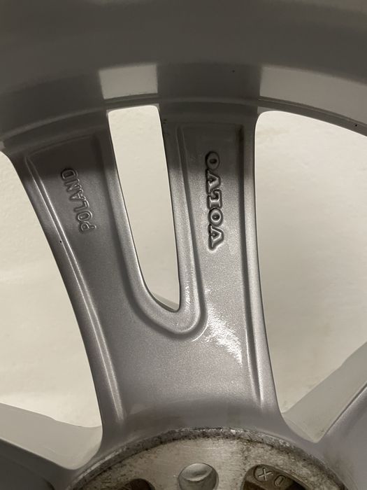 Jantes Volvo 18 polegadas com pneus