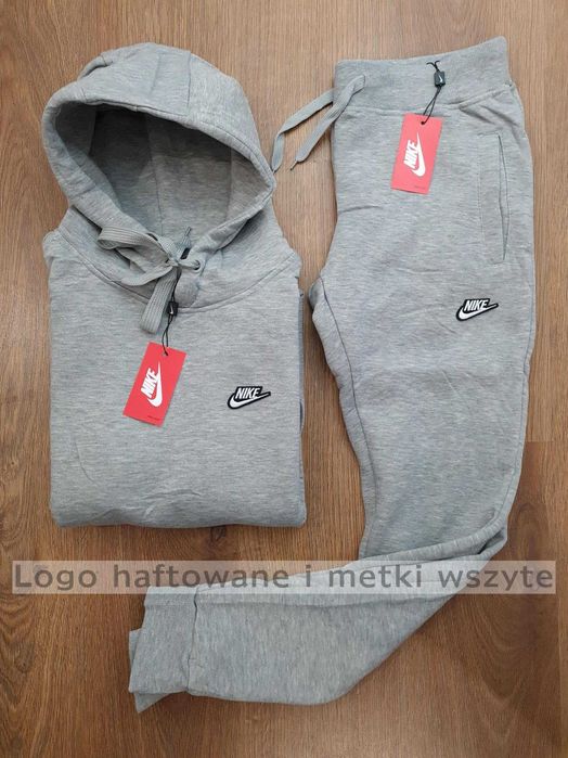 Dresy damskie S M L XL