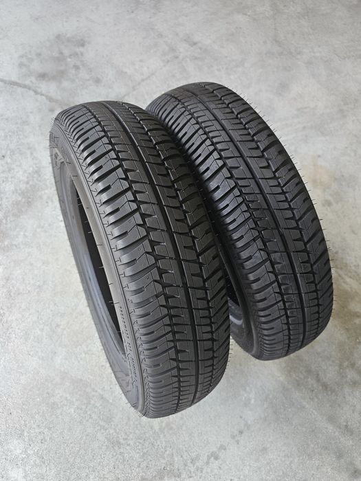 Dois  pneus novos 145/70 r13 71T Kelly