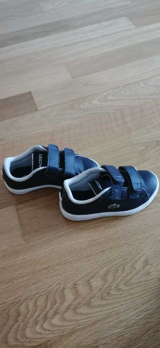 Tenis vários bebé tamanho 21