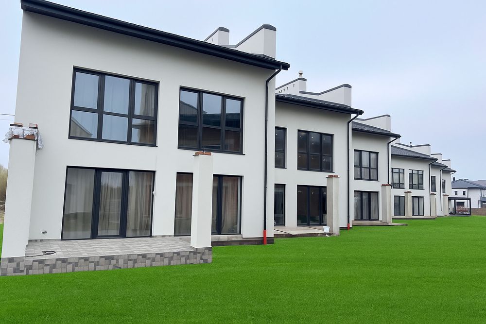 Продаж котеджів в Малехові. Без комісії.