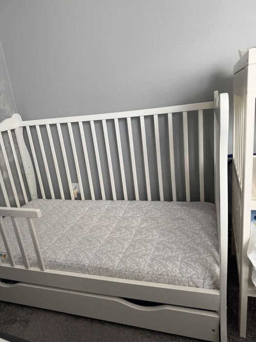 Łóżeczko dziecięce 120×60 z szufladą + materac +komplet pościeli