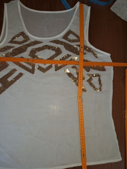 Bluza z wzorem w cekiny