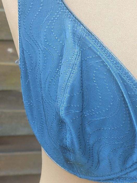 Biustonosz damski cienki rozmiar 75B