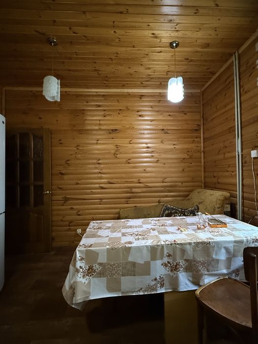 Здається в оренду частина будинку в районі Круга