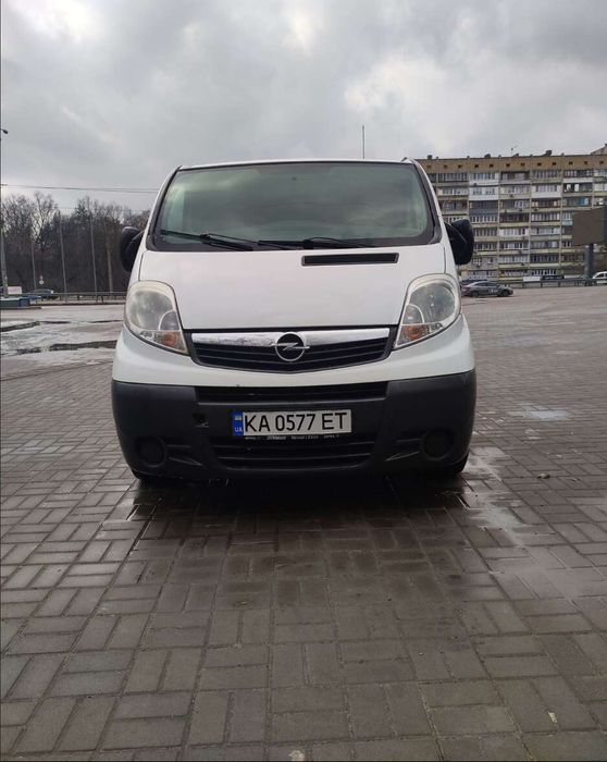 Opel vivaro trafic 2011