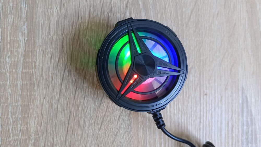 Игровой кулер для телефона с RGB подсветкой + 4 напалечника для PUBG / COD