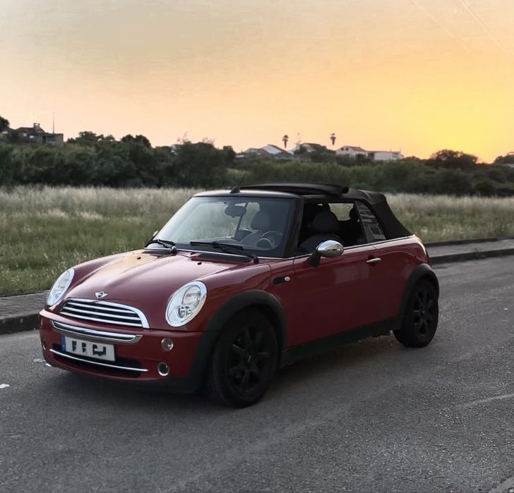 Mini Cabrio - Vermelho
