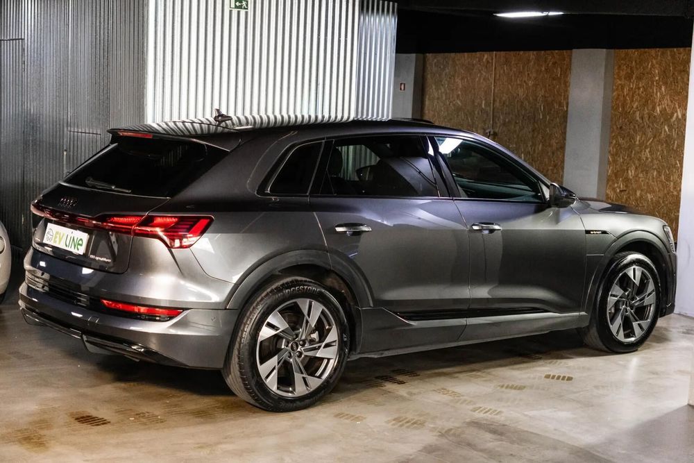 Audi e-tron 55 quattro