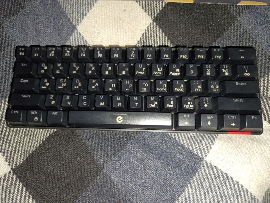 СРОЧНО продам клавиатуру ergo kb930