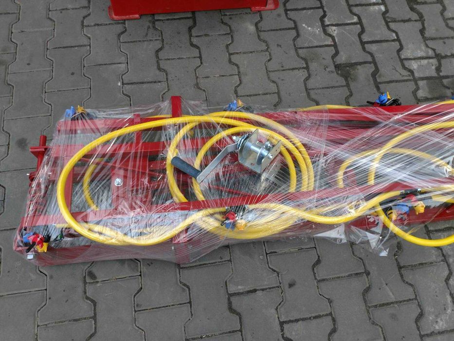Оприскувач обприскувач кропілка польовий навісній Польща