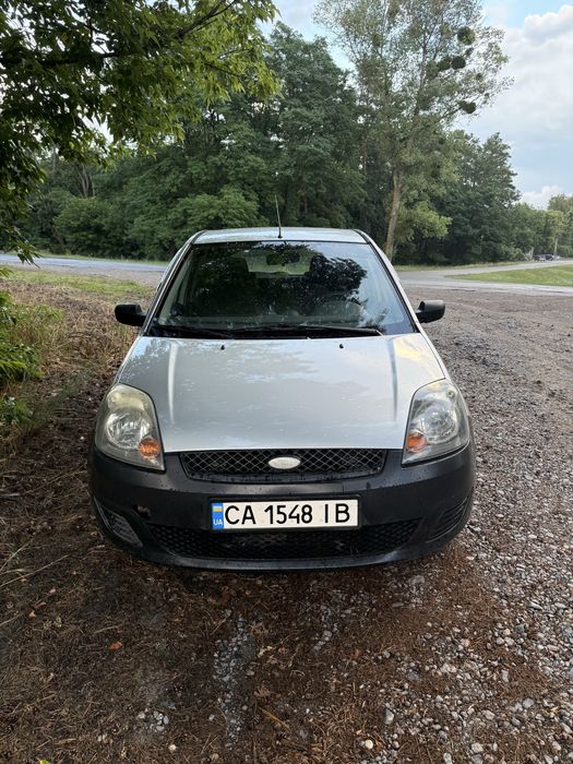 Продам Ford Fiesta  Робот 4 ГБО