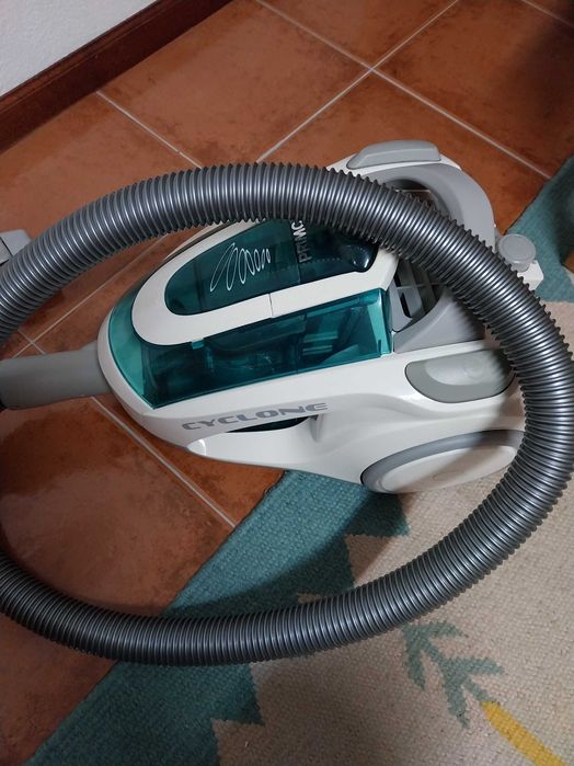Aspirador com acessórios