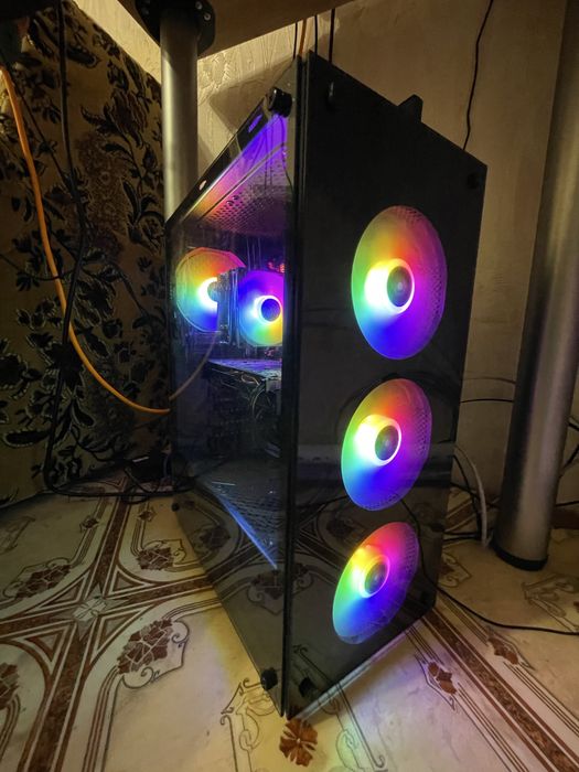 Компьютер в сборке