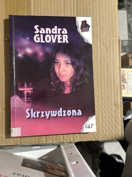 sandra glover - skrzywdzona