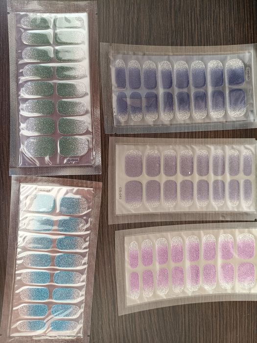 Великий вибір наклейок,на нігті
