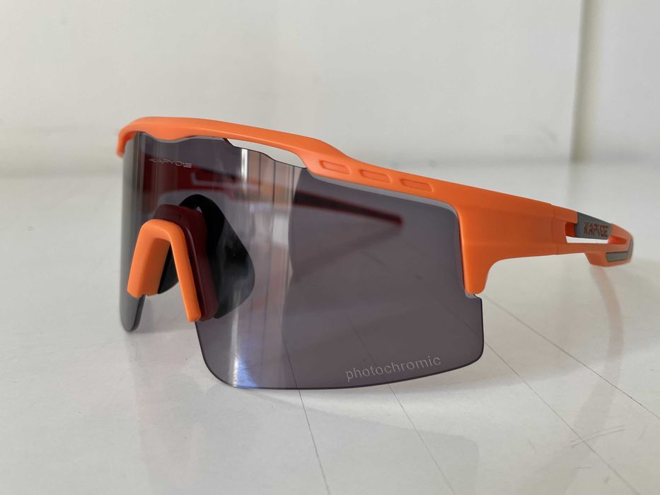 Oculos ciclismo ou corrida Fotocromaticos