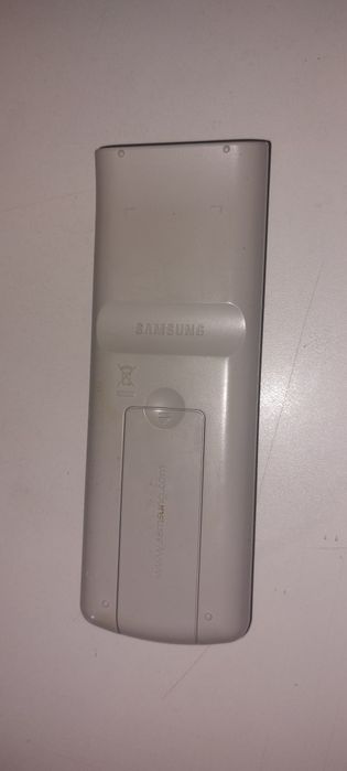 Comando Samsung a funcionar usando Entrego em alfragide64738821028995123