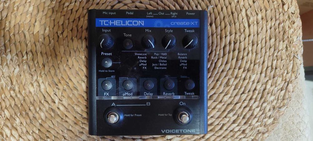 TC-Helicon VoiceTone Create XT