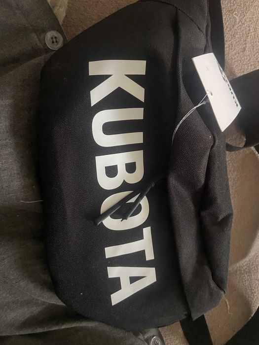 Nerka kubota czarna