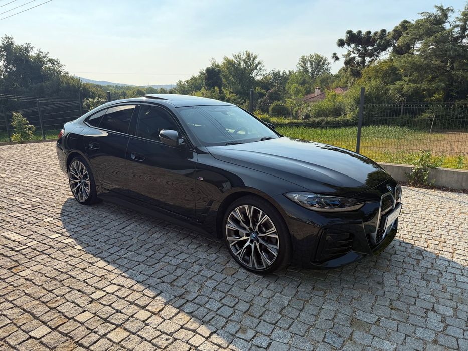 BMW i4 eDrive40 Pack Desportivo M Pro