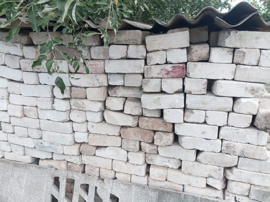 Продам керпич силикатный