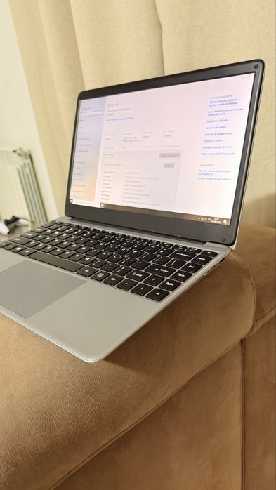 Portátil Chuwi Cpu intel 8gb Ram SSD Nvme 256gb