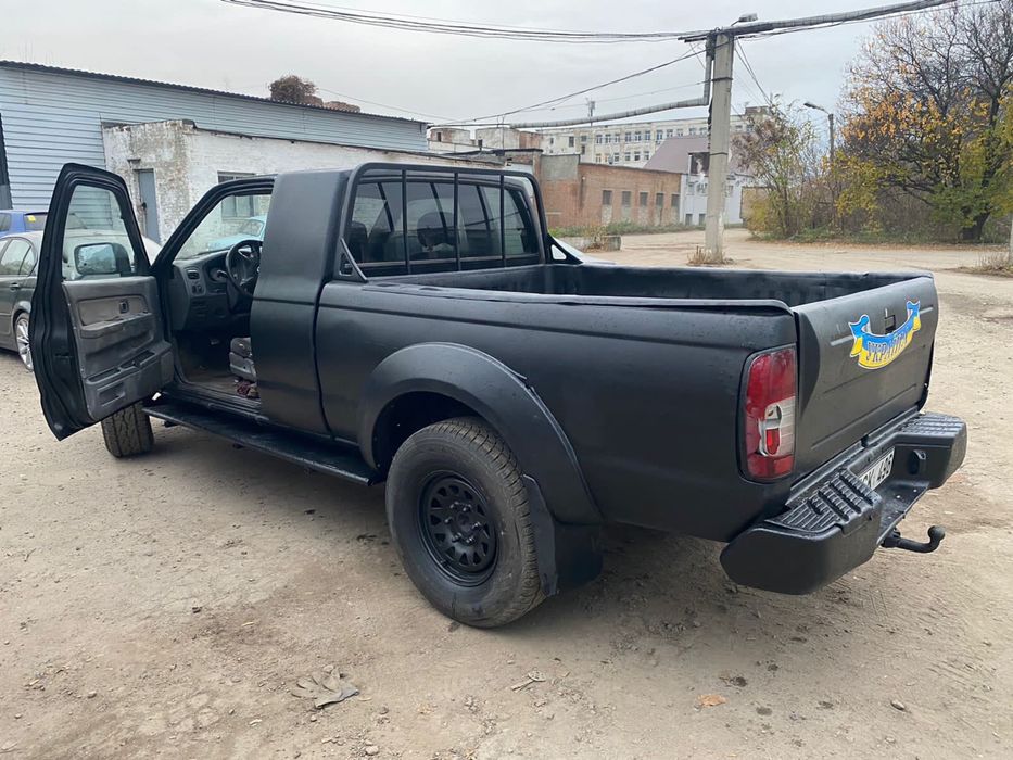 Продам кузова Nissan Navara Д22