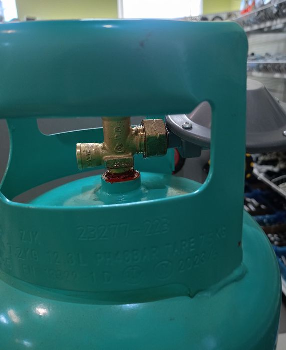 фрионовый газ балон 12л с выходом под редуктор 21.8