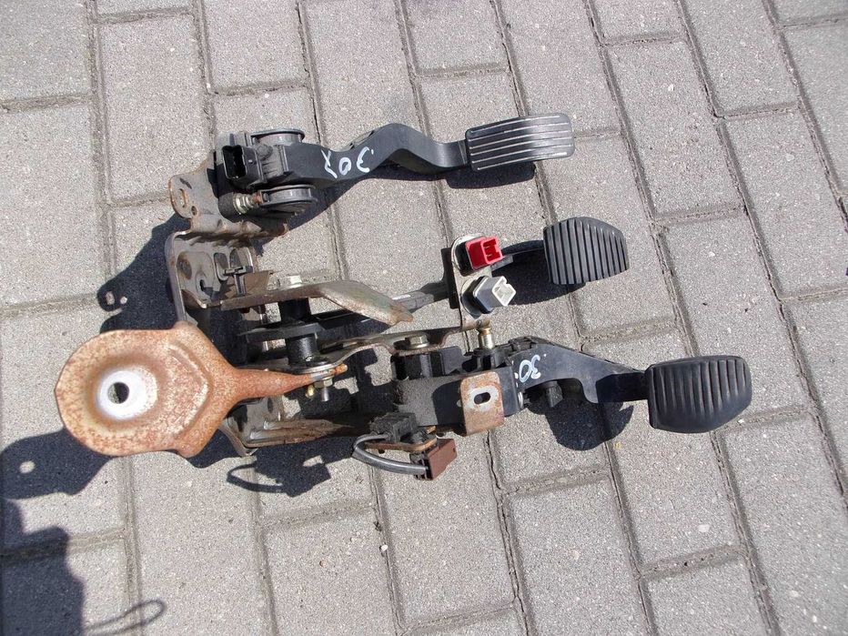Pedał pedały sprzęgła gazu hamulca Peugeot 307 2.0HDI 2000r-2012r