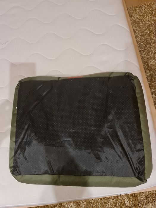 Cama para cão de porte pequeno