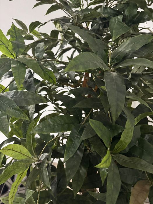 Árvore artificial de ótima qualidade!