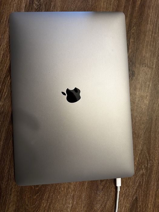 Macbook 15 pro 15”