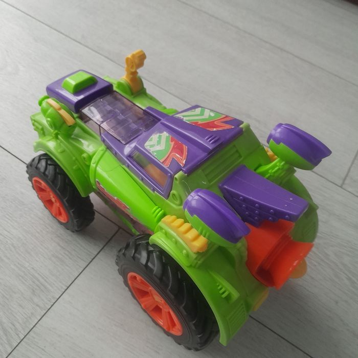 Hero Truck Monster Roller z serii SuperThings Super Zings