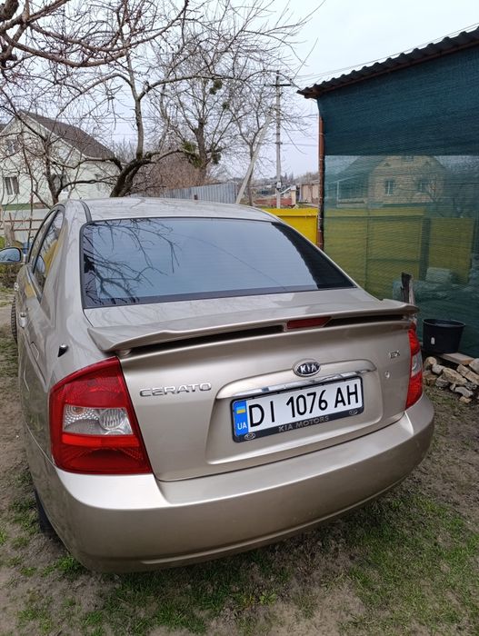 KIA Cerato 2.0 газ-бензин на кліматі