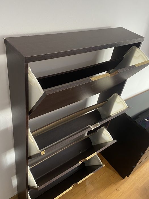 Sapateira de 4 Gavetas - Funcional e Espaçosa