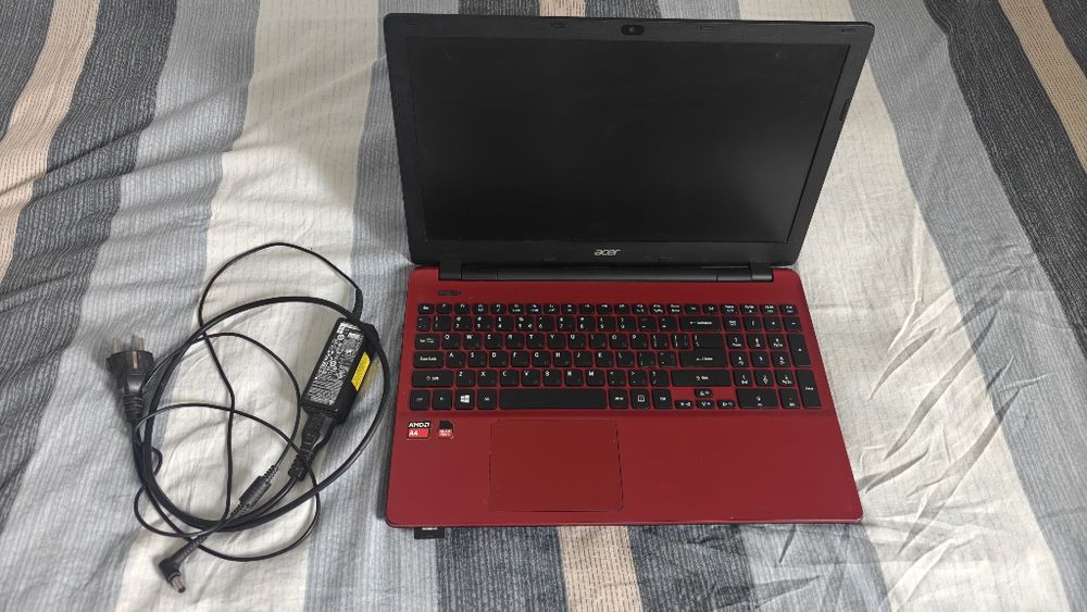 Ноутбук Acer Aspire E5-521-484A/ 8gb оперативки/ ssd 120 gb
