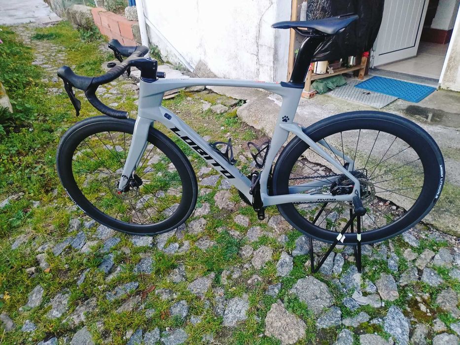 Bicicleta Estrada Carbono -Aero   Lobito RV08 - Semi-Nova