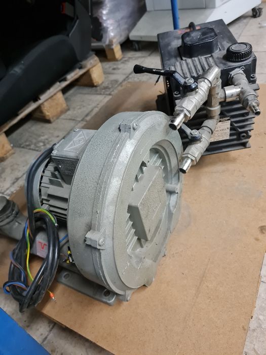 Aspersores e vários motores