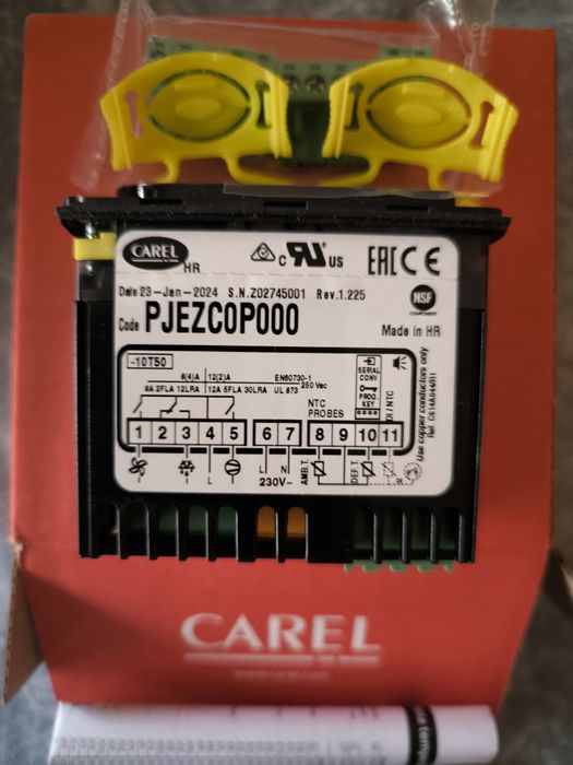 Controle Electrónico Carel PJEZ - 3 Relés. Novo