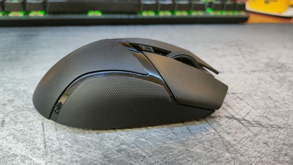 Rato Razer Basilik X Hyperspeed