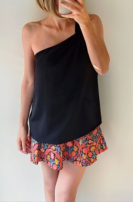 Saia skater coral padrão ZARA