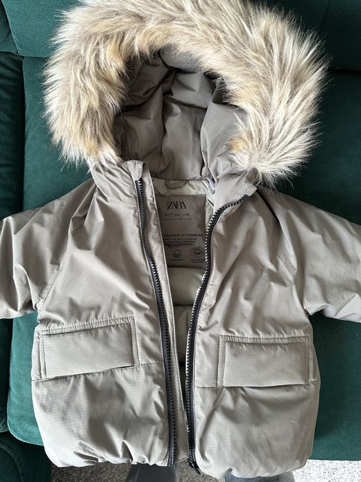 Zimowa dziecięca kurtka Zara na puchu + obuwie Zara + rękawiczki Zara