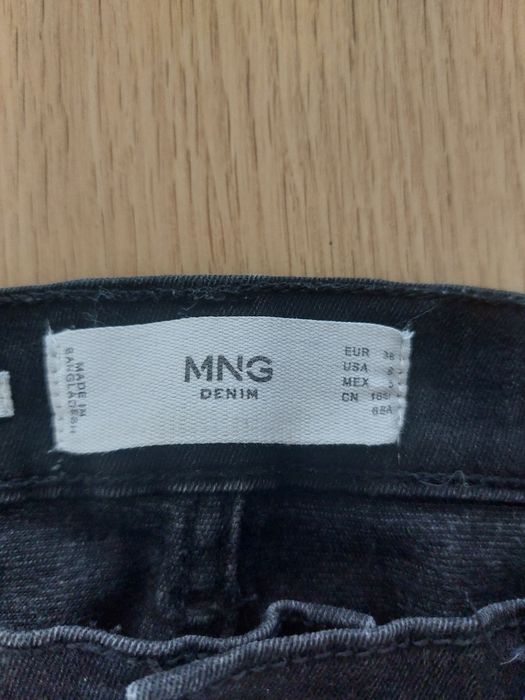 Mango czarne jeansy