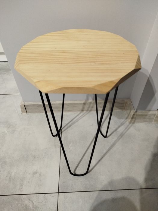 Stolik Nocny / Kwietnik LOFT – Surowe Drewno i Metal