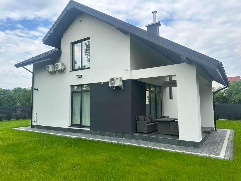 Будинок мрії чекає на вас