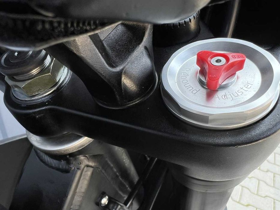 Акція весняні знижки !!! мотоцикл KOVI 300 ADVANCE F R