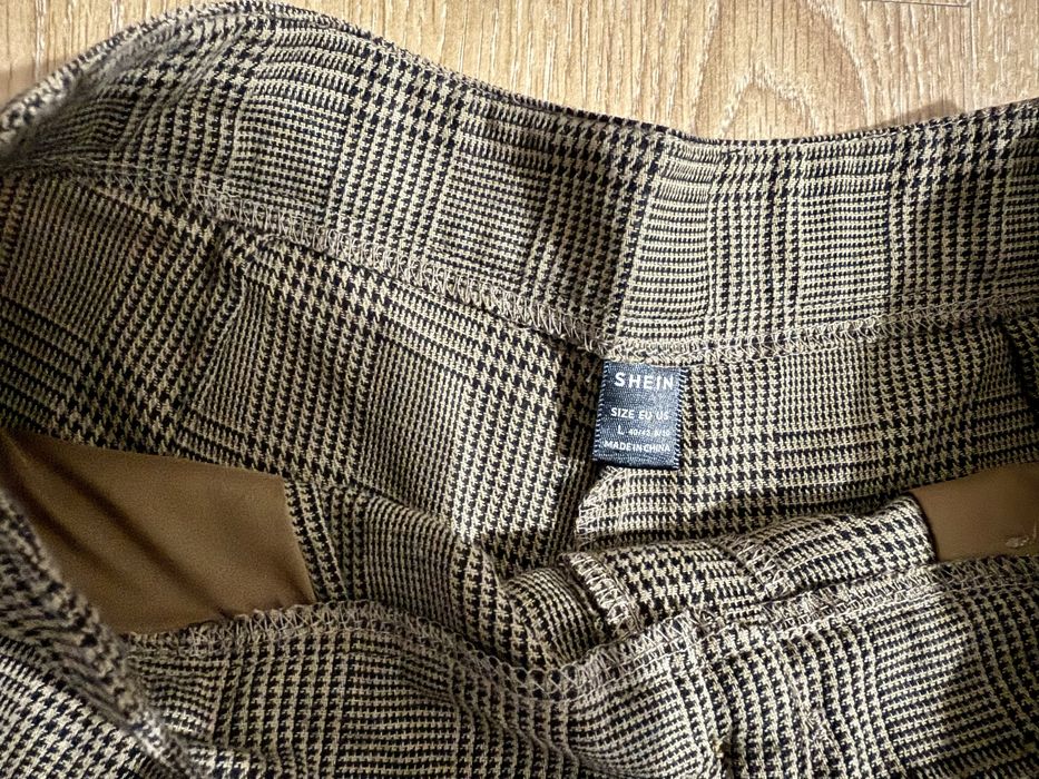 Calções Xadrez Castanhos